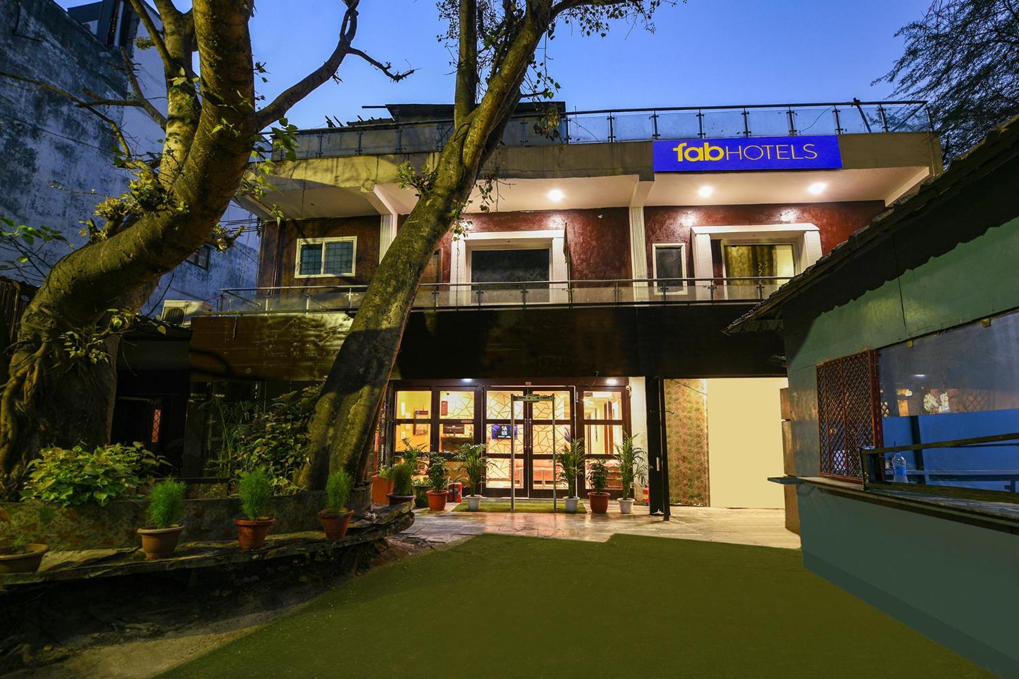 ניו דלהי Fabhotel Under Bridge מראה חיצוני תמונה