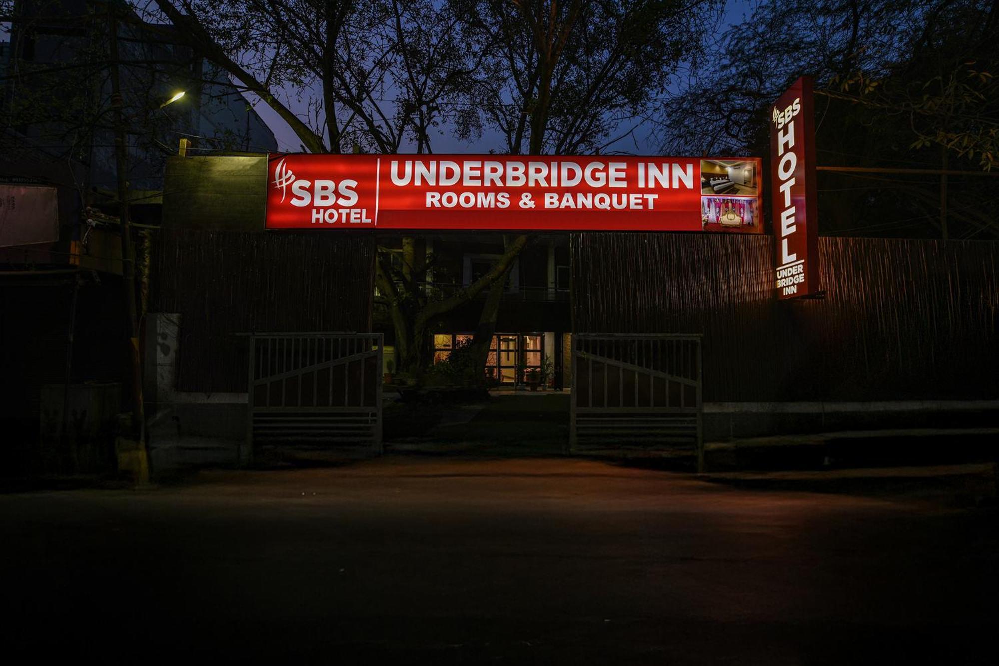 ניו דלהי Fabhotel Under Bridge מראה חיצוני תמונה